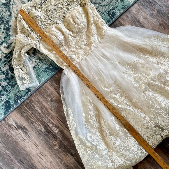 NWT Chi Chi London Gold Retro Formal Dress Gown Size 6 Floral Lace Sweetheart - Picture 8 of 16